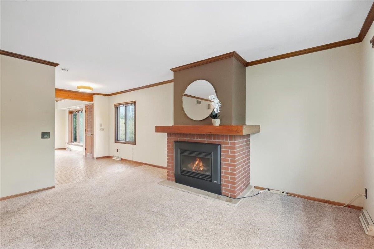 2621 Mission Circle, Madison, WI 53713
