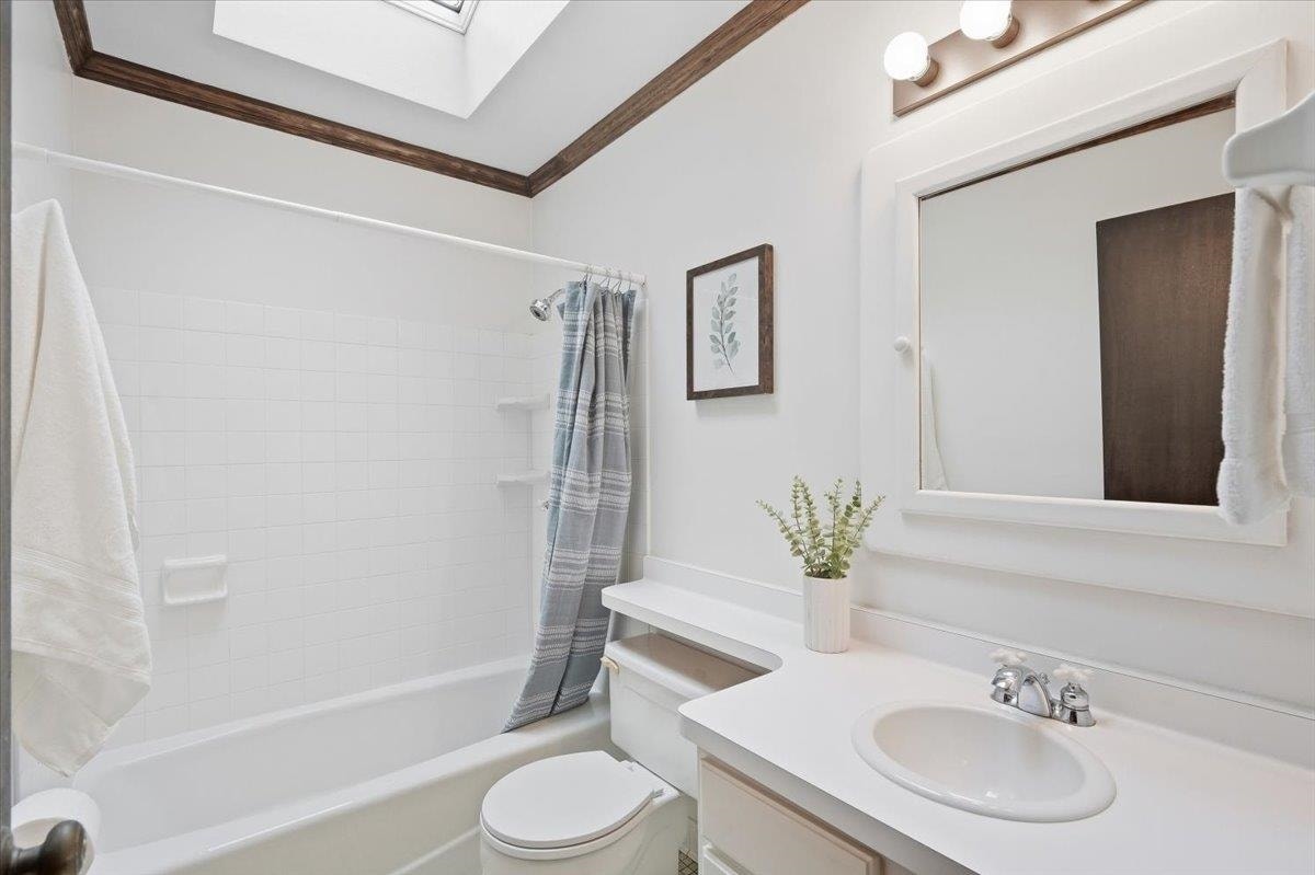 2621 Mission Circle, Madison, WI 53713