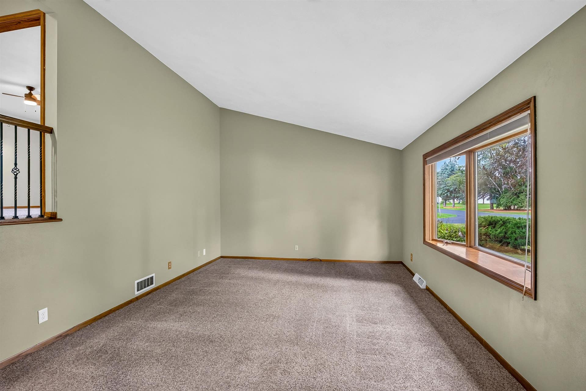 6229 Harvest Lane, Burke, WI 53532