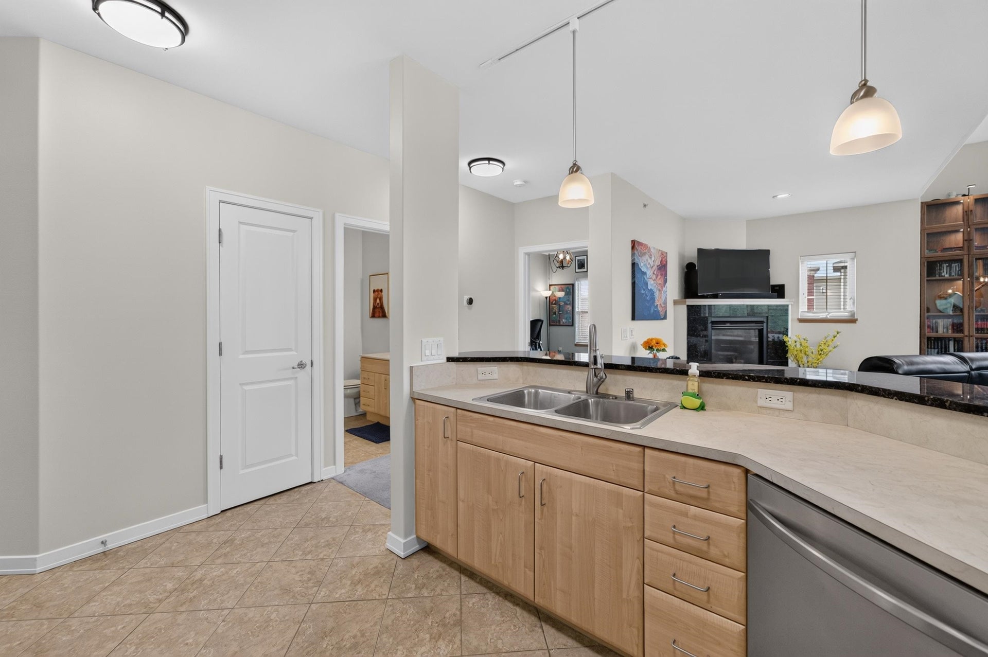 5196 Sassafras Drive, #313, Fitchburg, WI 53711