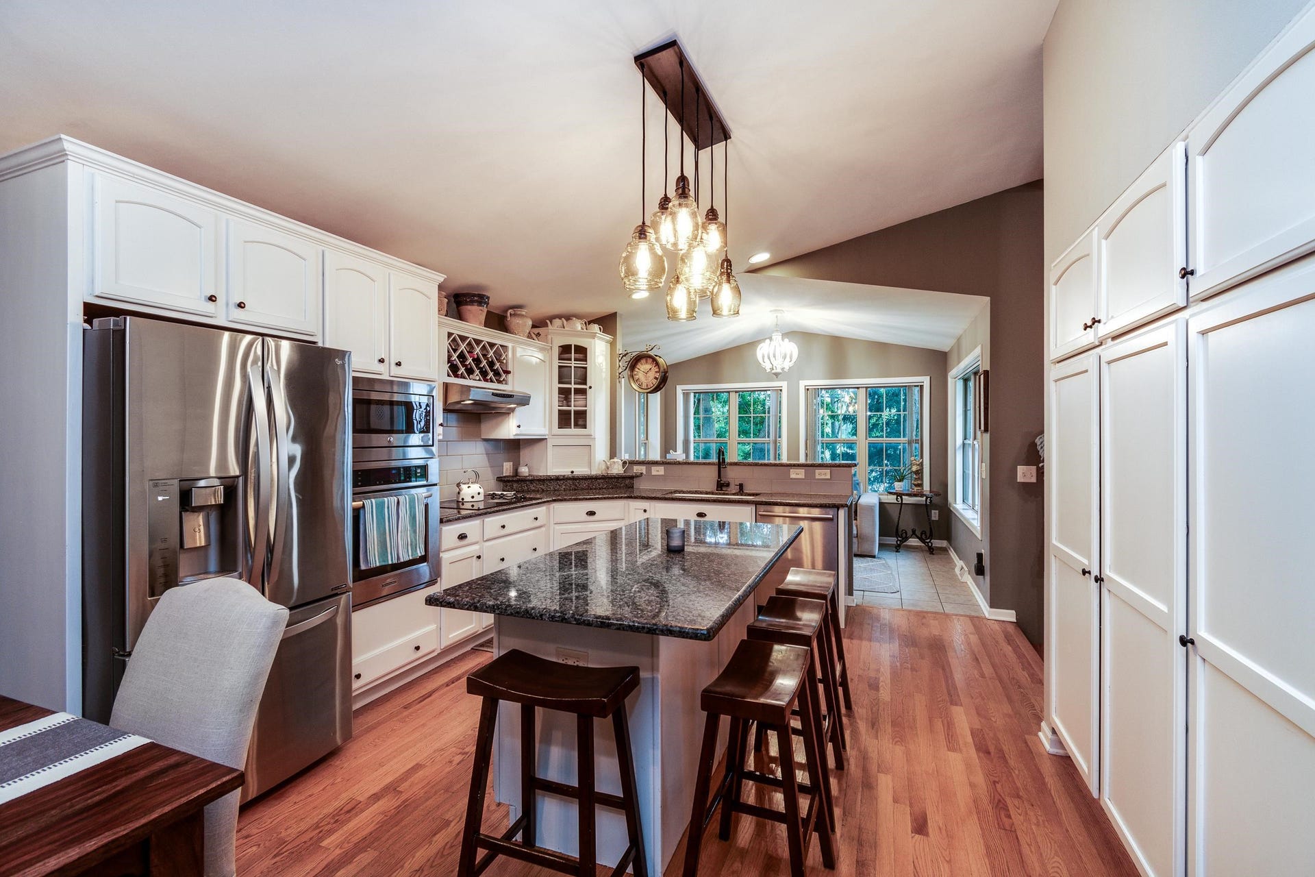 2001 Timber Lake Road, Oregon, WI 53575
