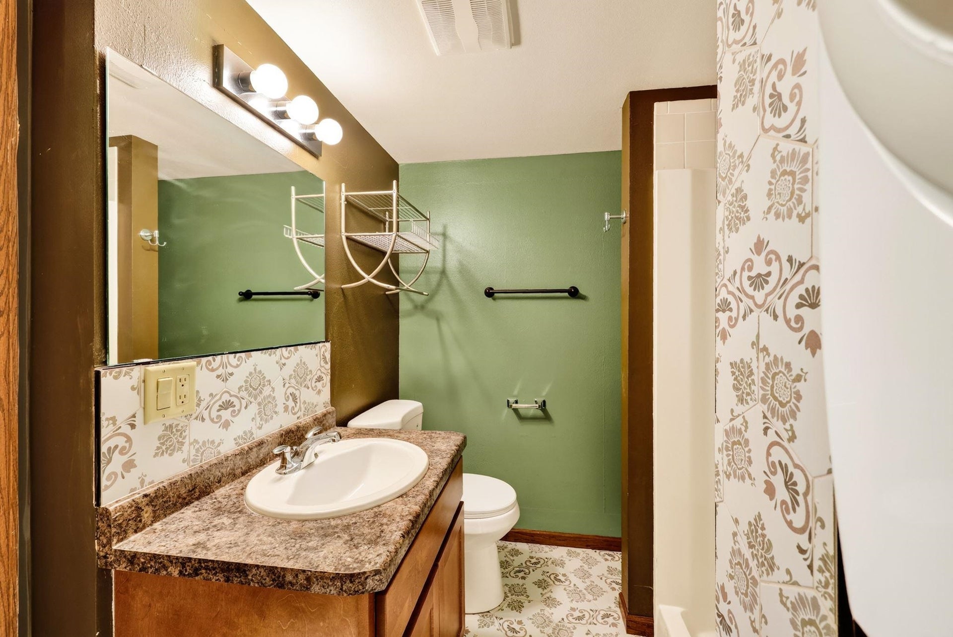 14 Maple Wood Lane, #23, Madison, WI 53704