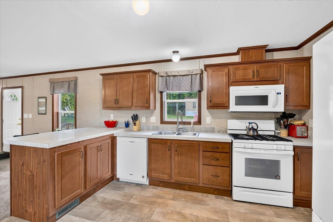 824 Norman Drive, Dunn, WI 53589