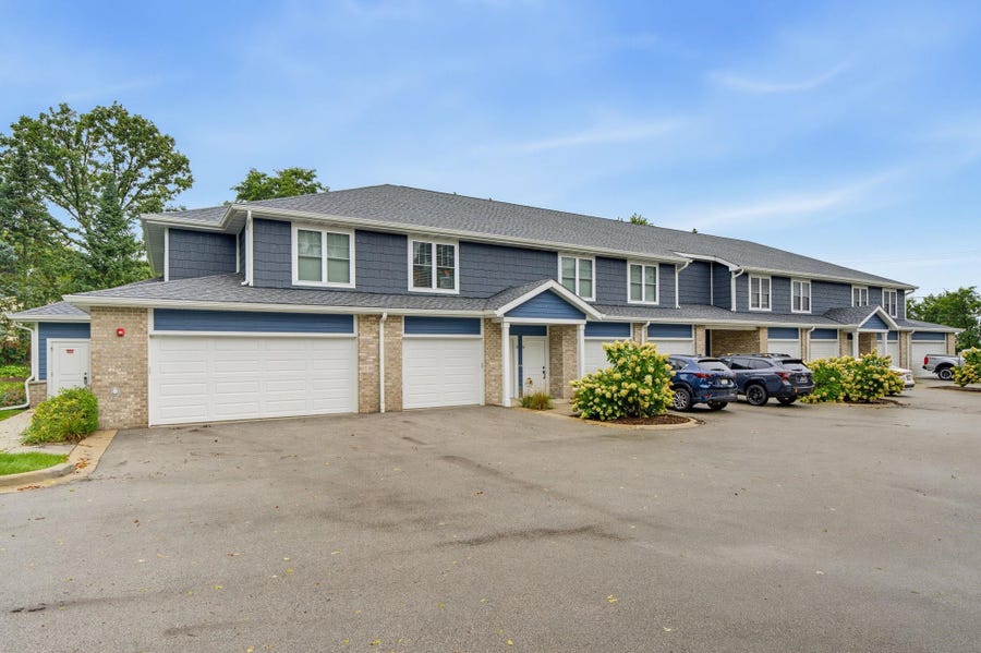 Property photo for 2709 Silvernail Road, Waukesha, WI