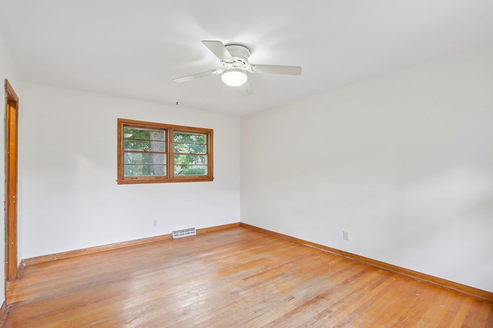 4405 Mineral Point Road, Madison, WI 53705