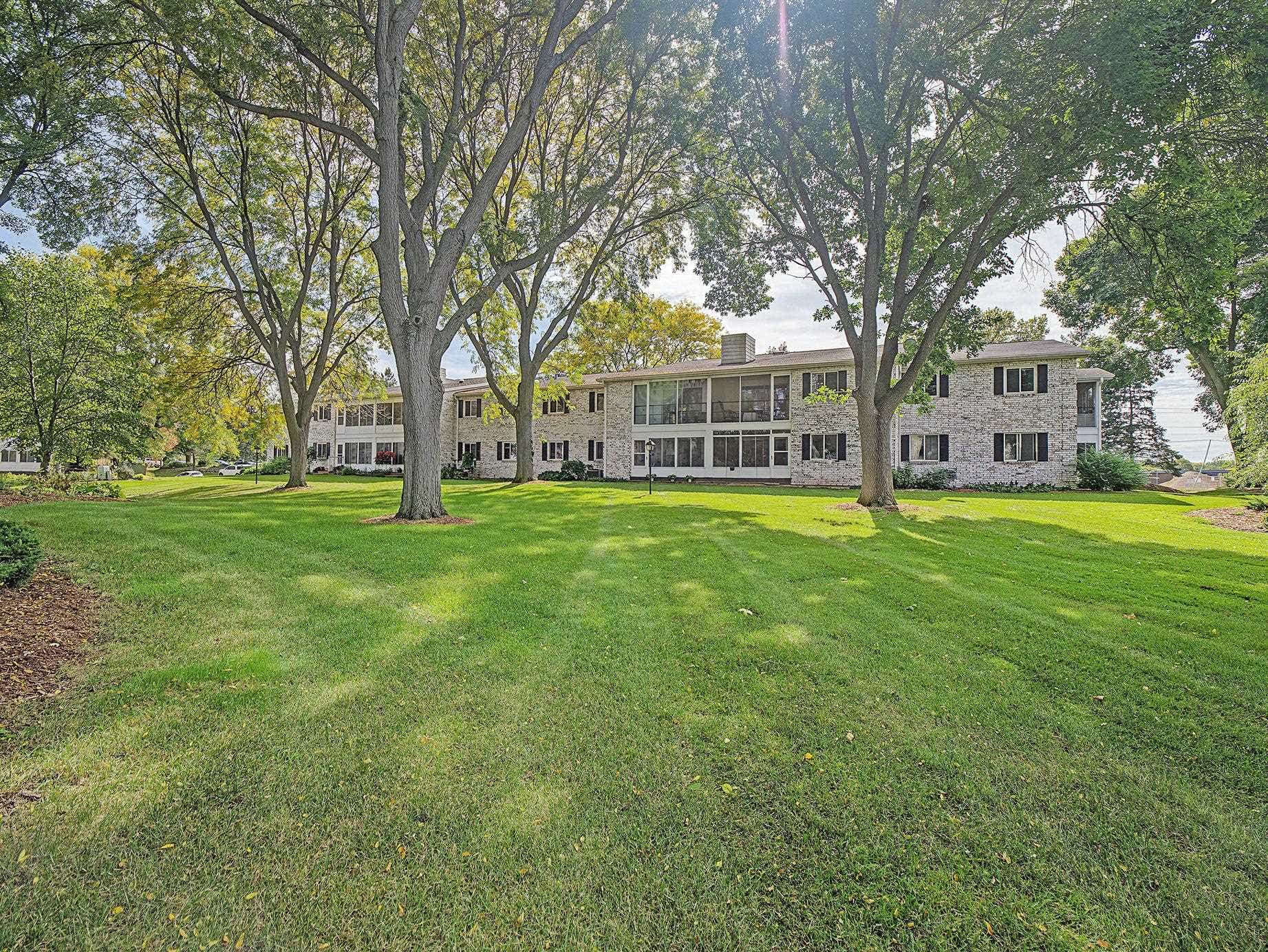 1502 Wheeler Road, #F, Madison, WI 53704