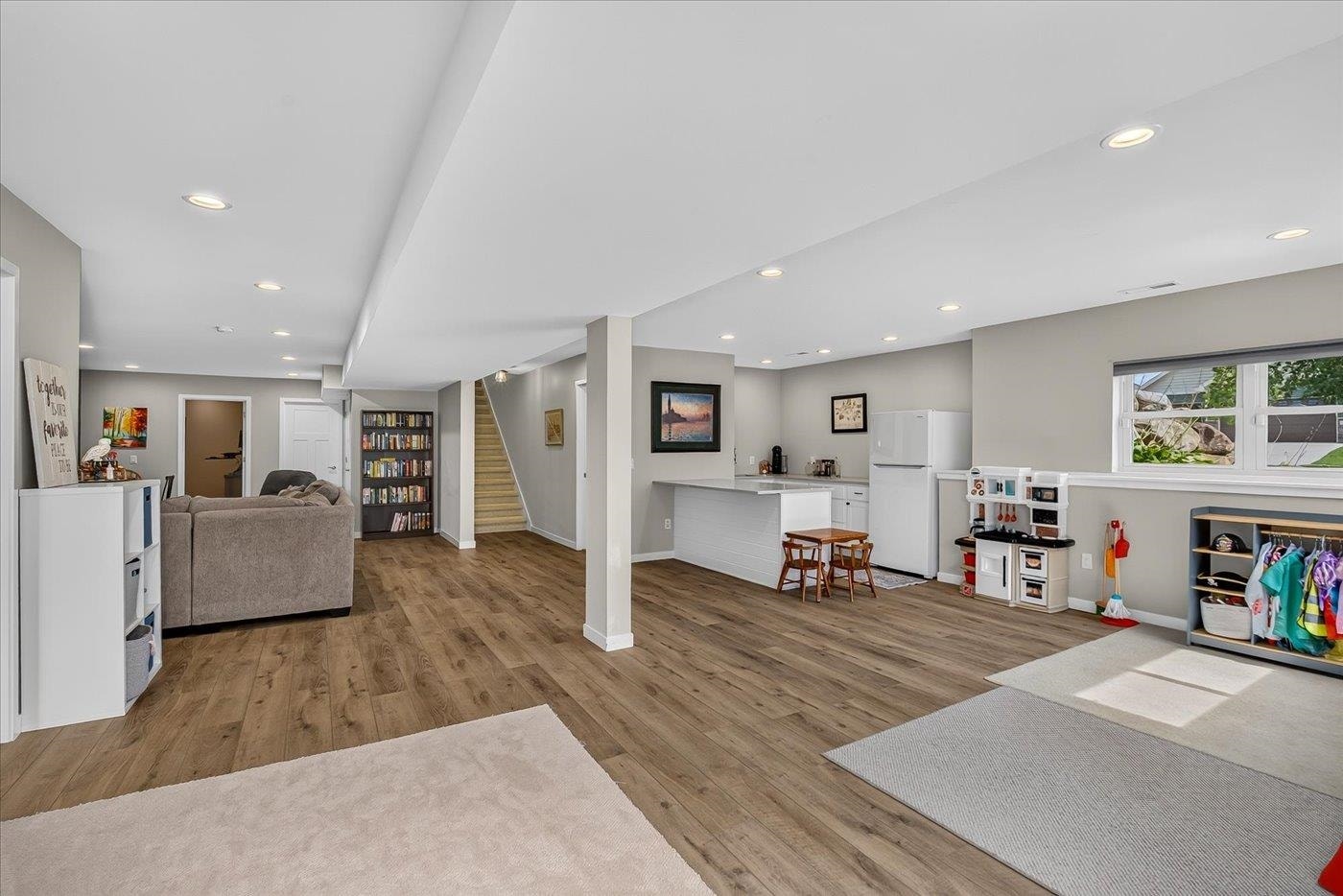 1024 Peterson Drive, Stoughton, WI 53589