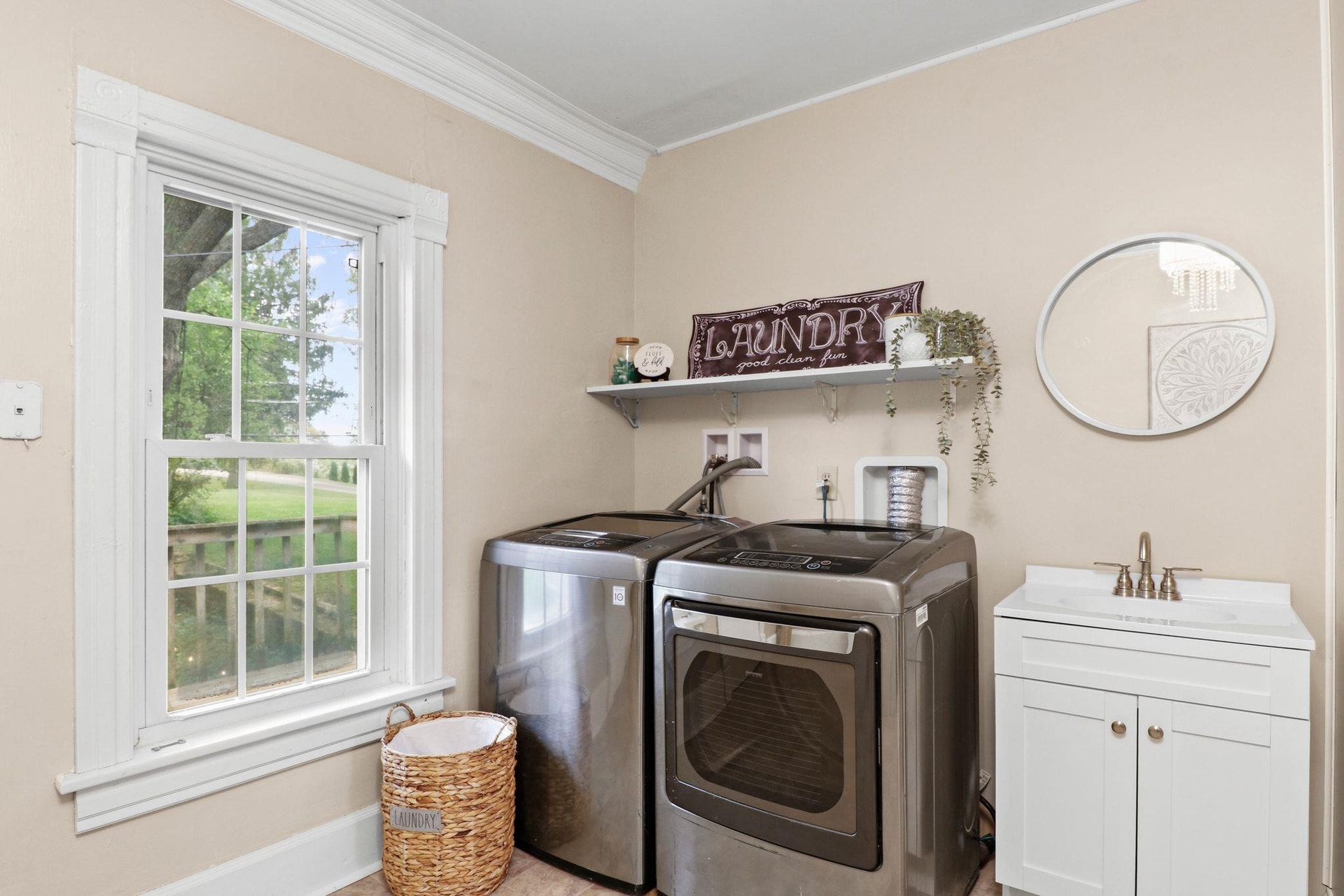 2703 Thinnes Street, Cross Plains, WI 53528