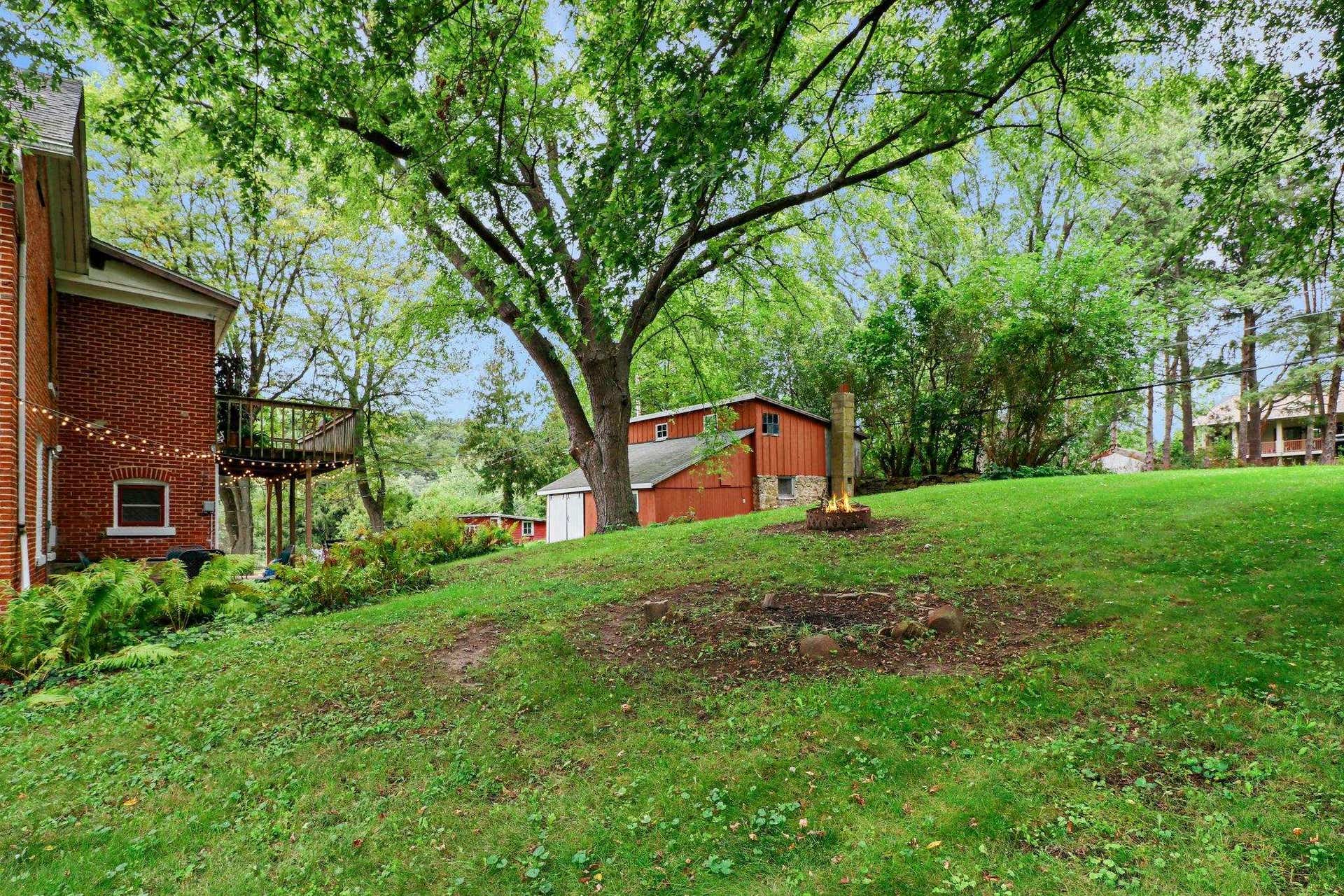 2703 Thinnes Street, Cross Plains, WI 53528