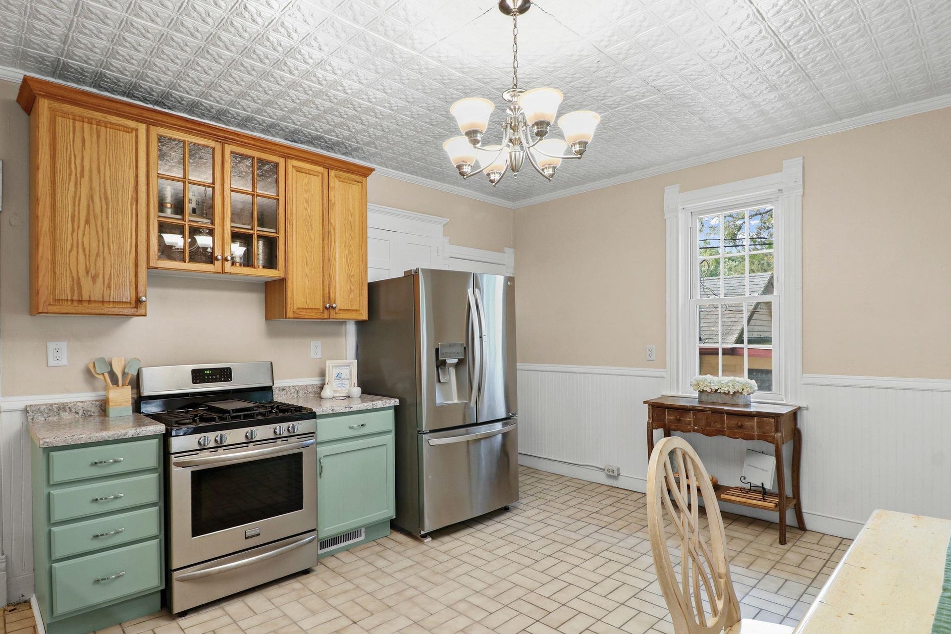 2703 Thinnes Street, Cross Plains, WI 53528