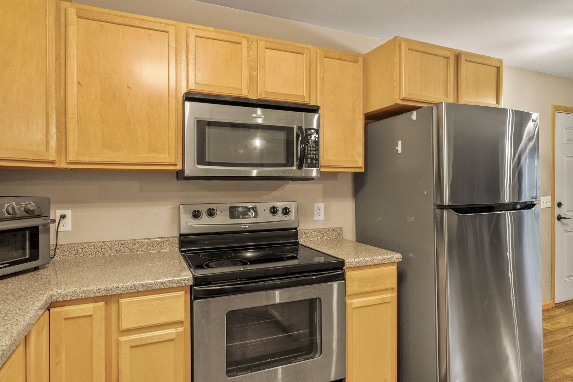 4144 Bruns Avenue, Blooming Grove, WI 53714