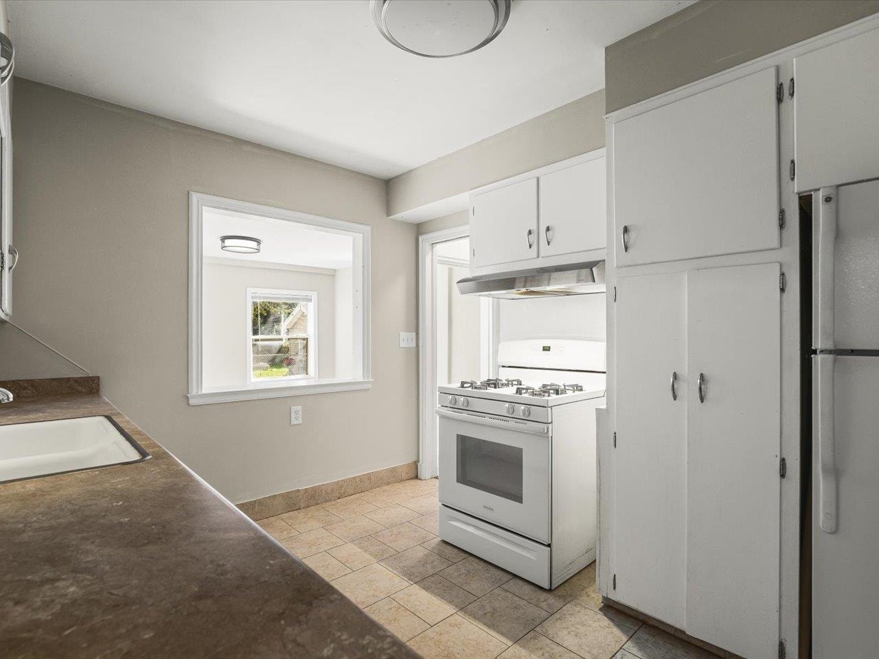 1502 Portland Avenue, Beloit, WI 53511