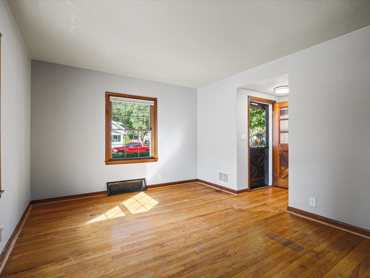 1502 Portland Avenue, Beloit, WI 53511