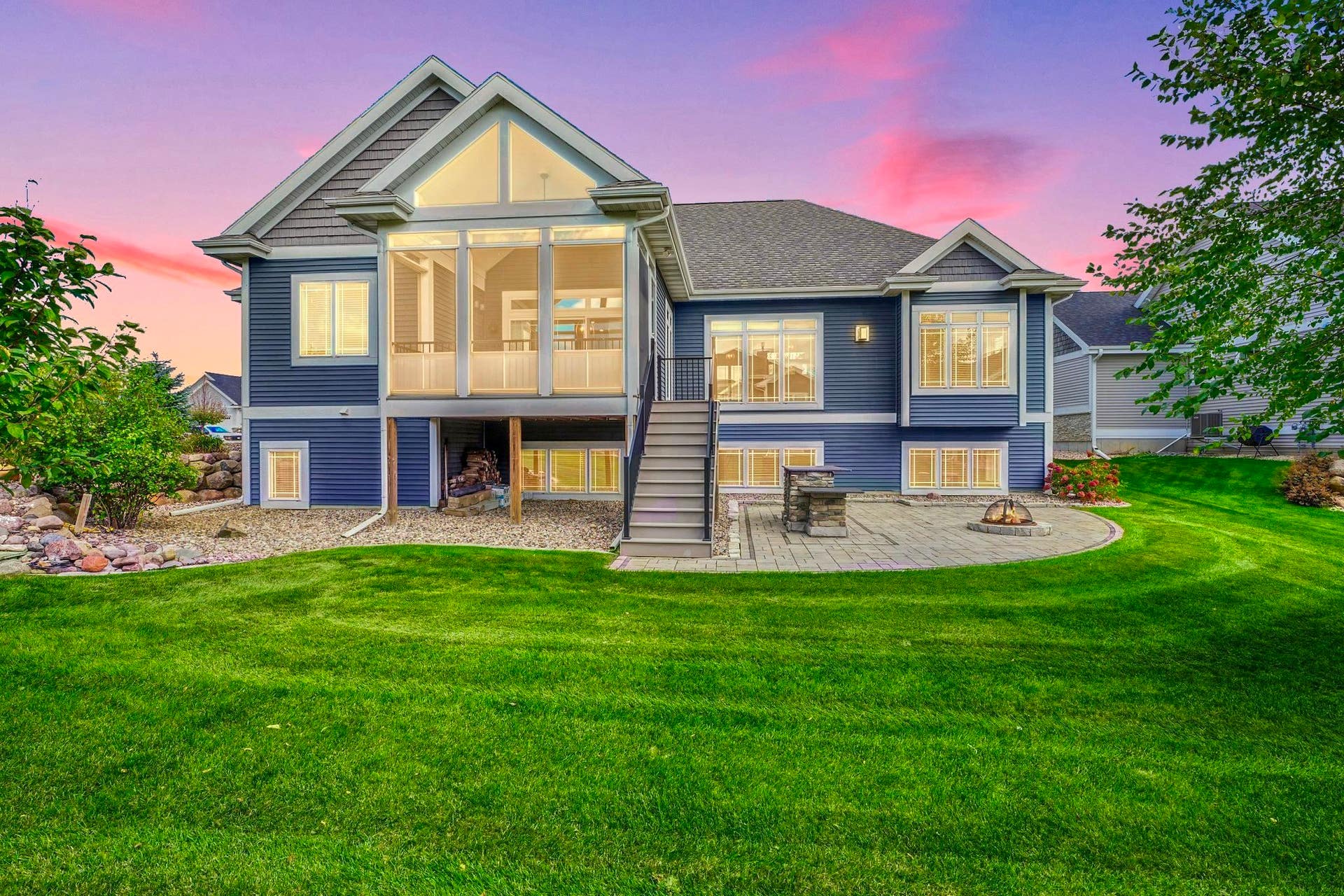 811 Lynn Street, Waunakee, WI 53597