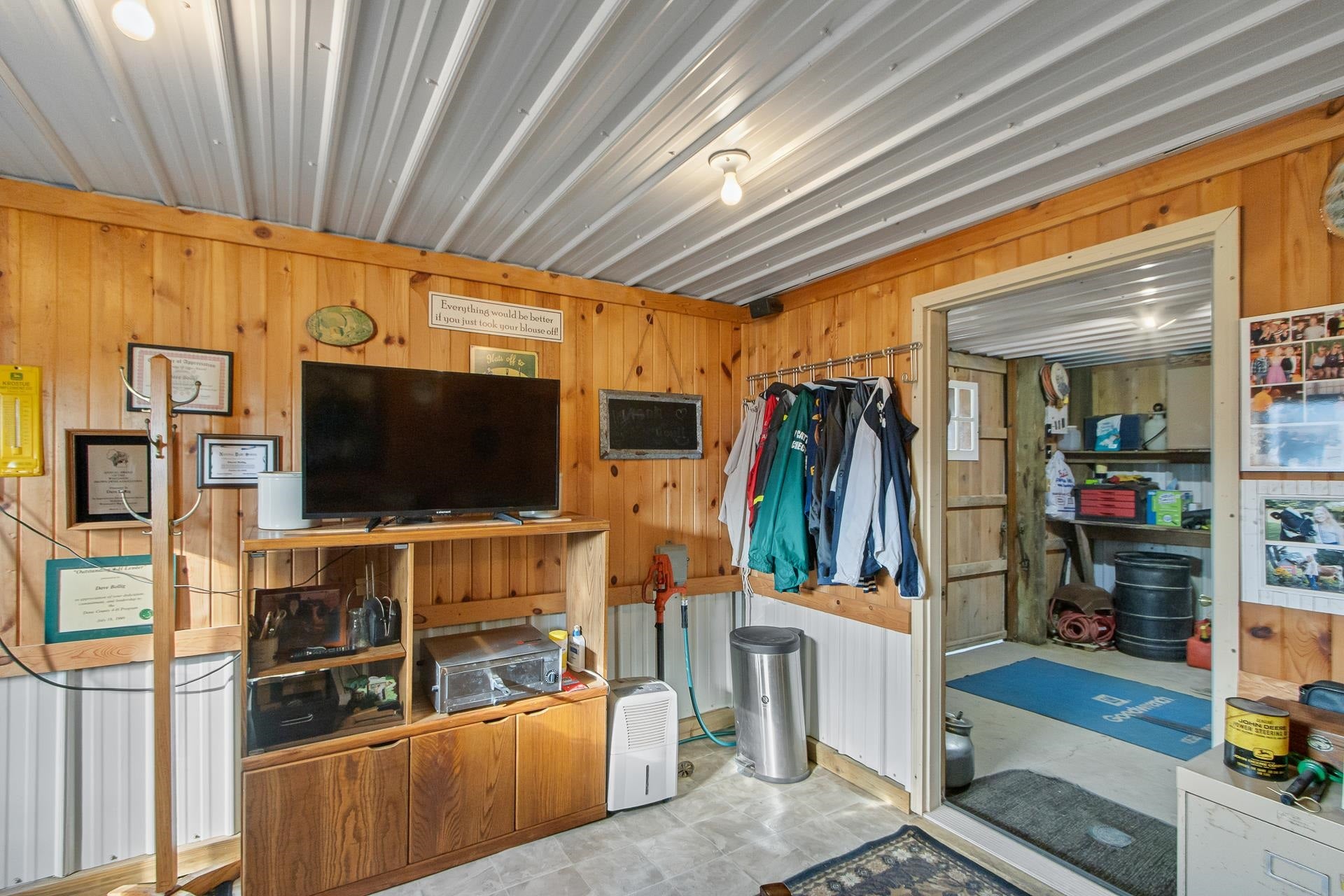 N9401 Hughes Road, Exeter, WI 53508-9675