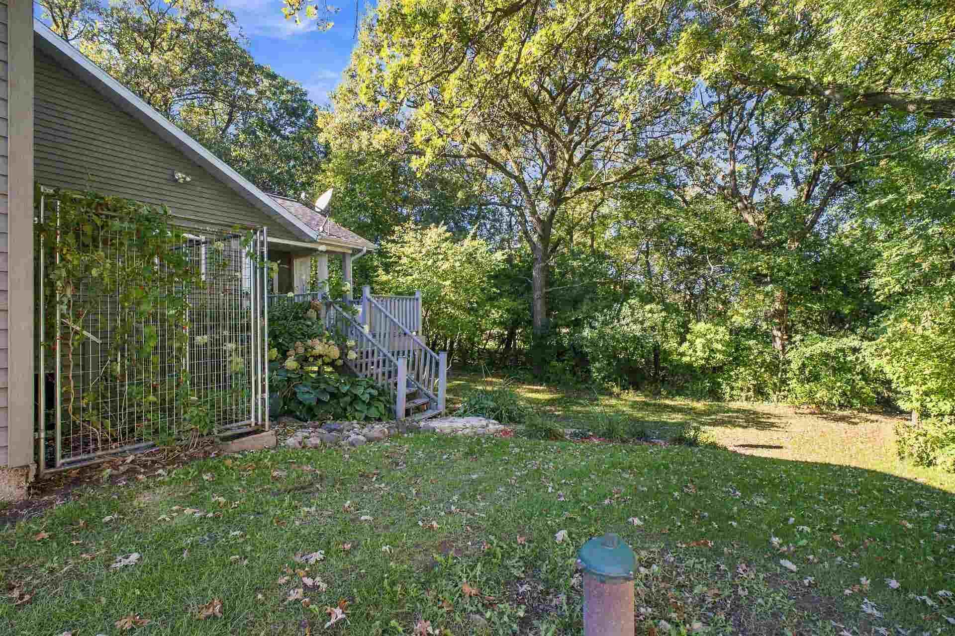 W10886 Westfox Road, Fox Lake, WI 53933