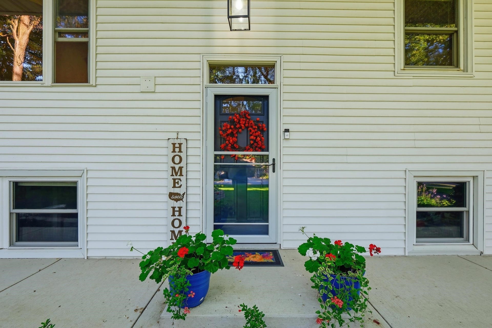 2307 White Oak Trail, Dunn, WI 53575