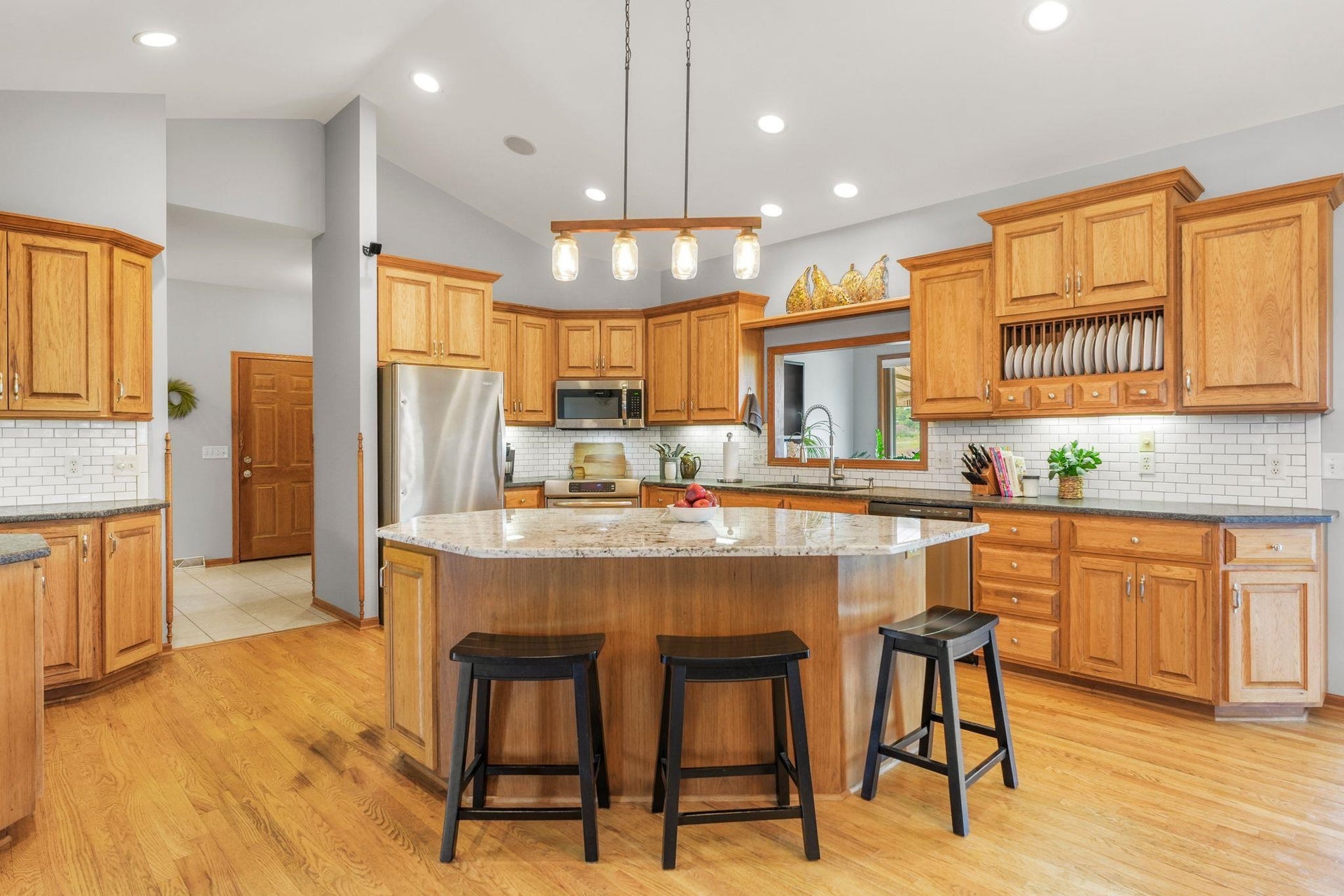 852 Canal Road, Medina, WI 53559