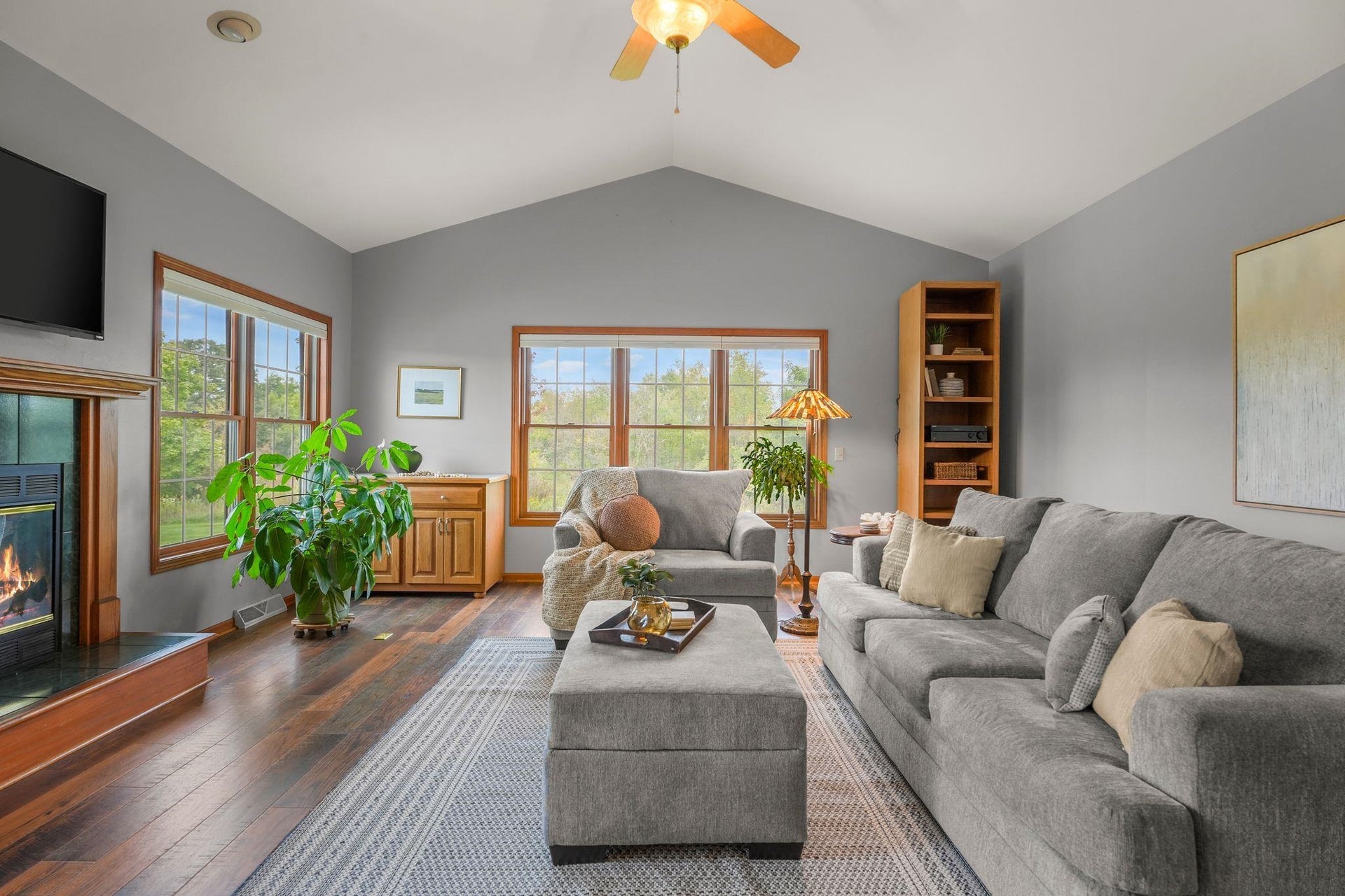 852 Canal Road, Medina, WI 53559