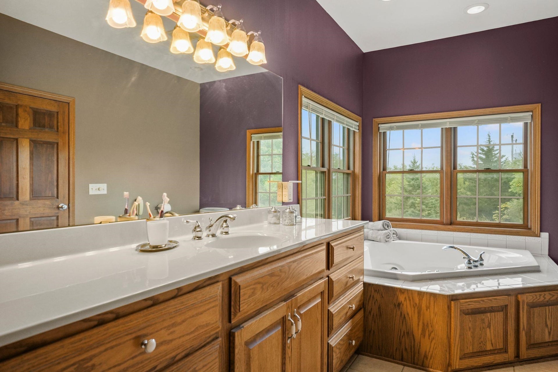 852 Canal Road, Medina, WI 53559