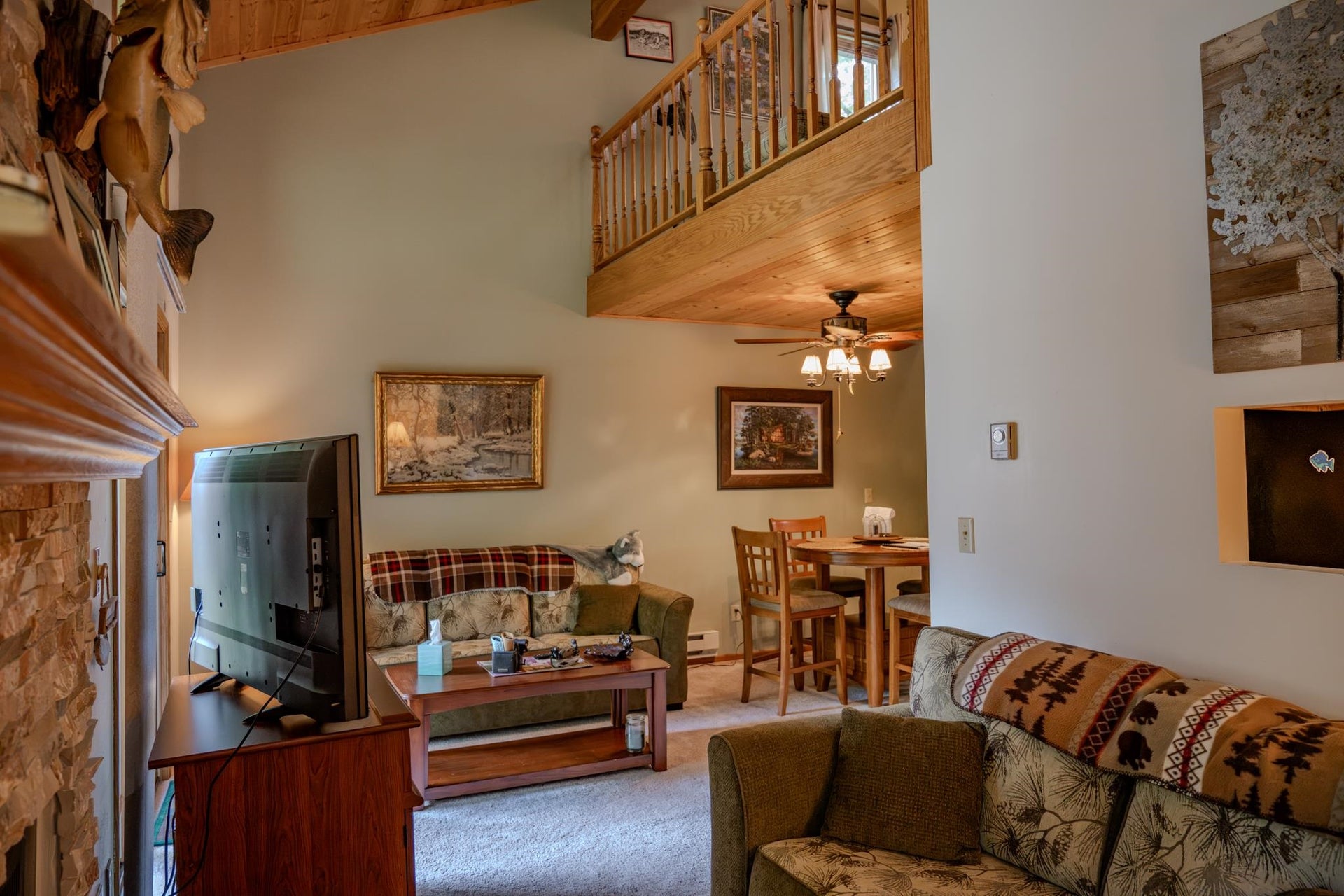 2 Aspen Trail, Springville, WI 53965