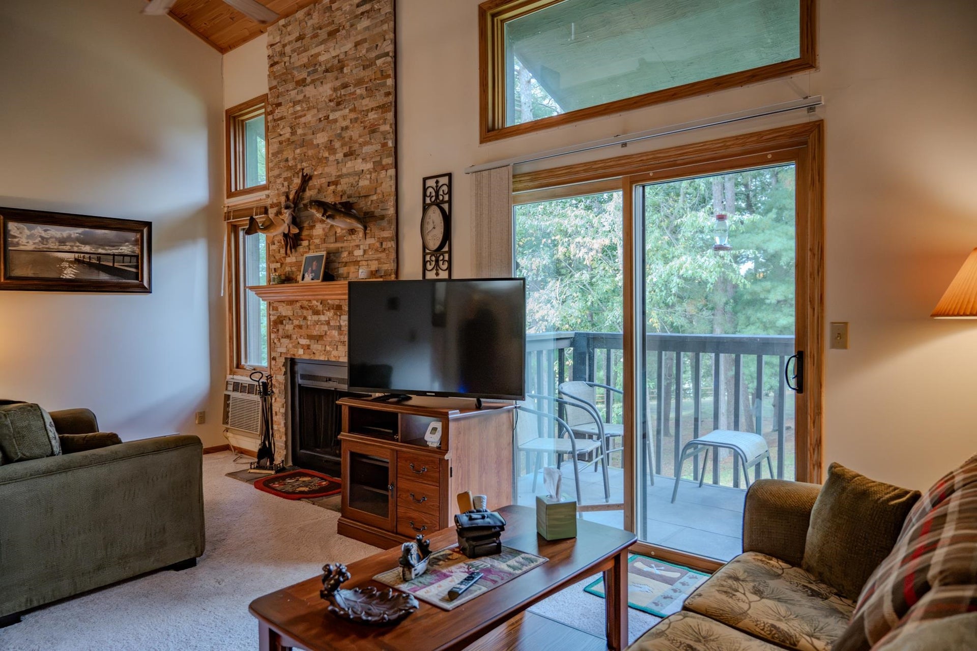 2 Aspen Trail, Springville, WI 53965