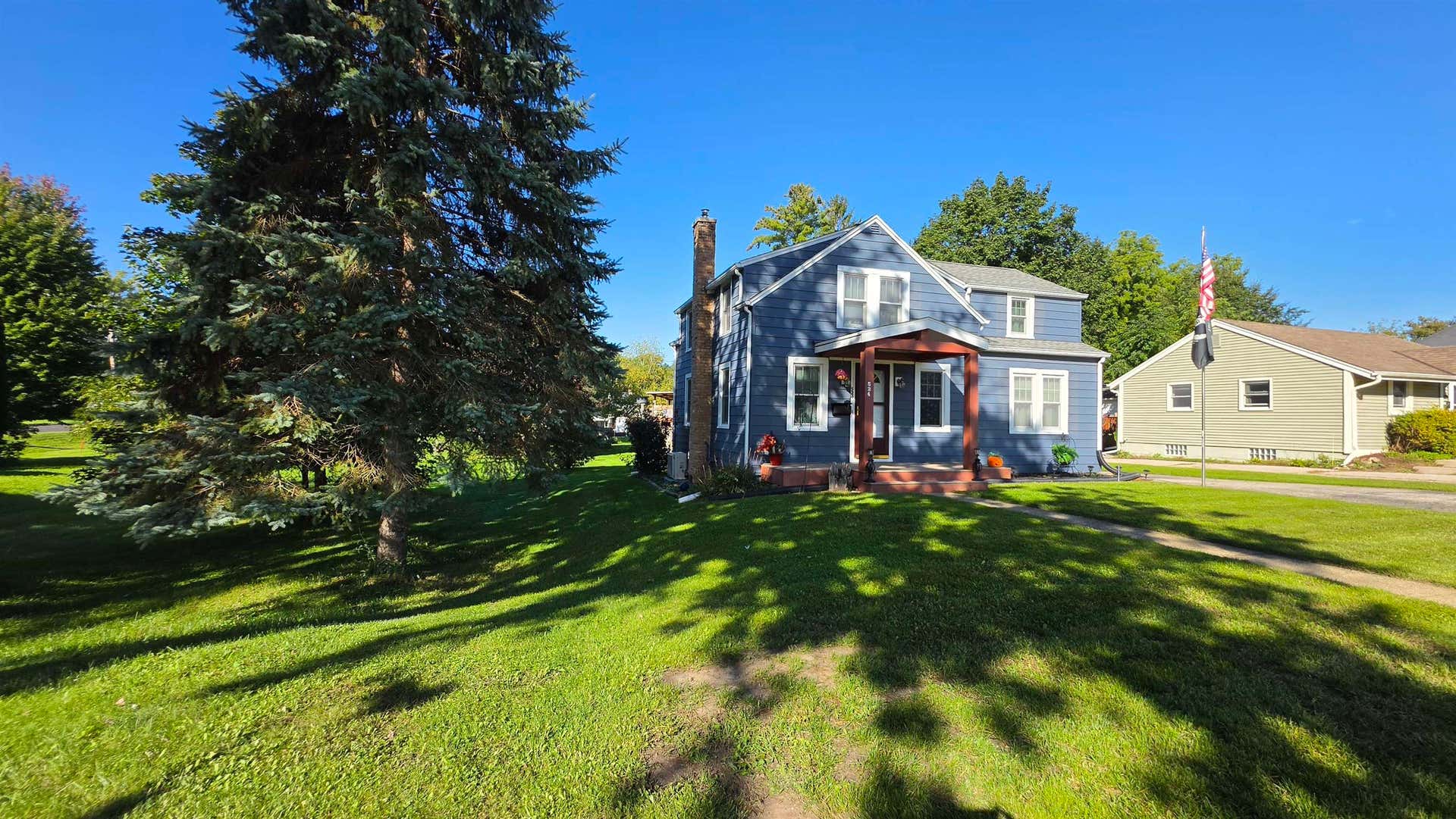 524 S 4th Street, Delavan, WI 53115