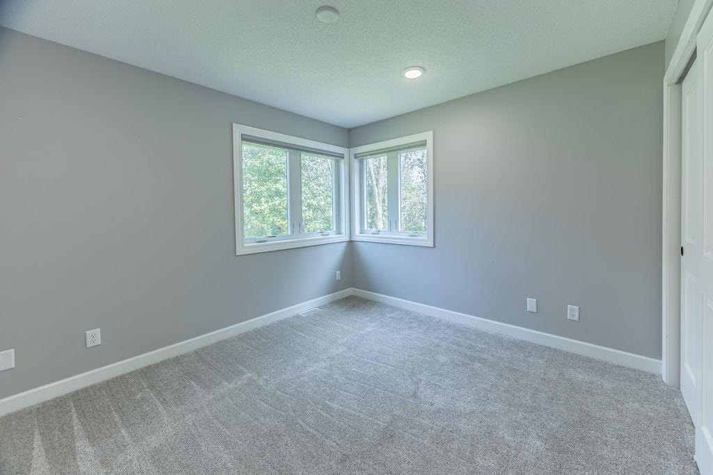 N6877 Briggs Road, Holland, WI 54636