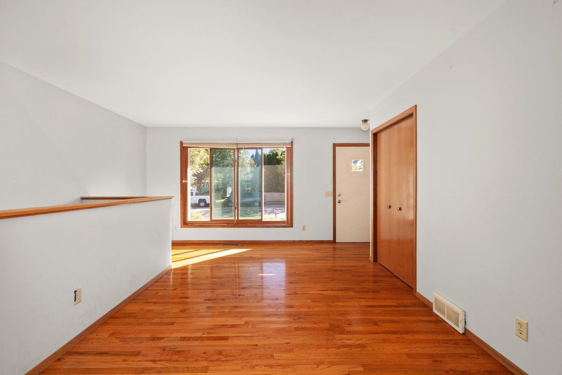 1722 S Thompson Drive, Madison, WI 53716