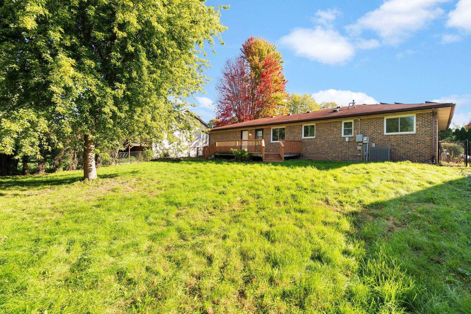 1722 S Thompson Drive, Madison, WI 53716