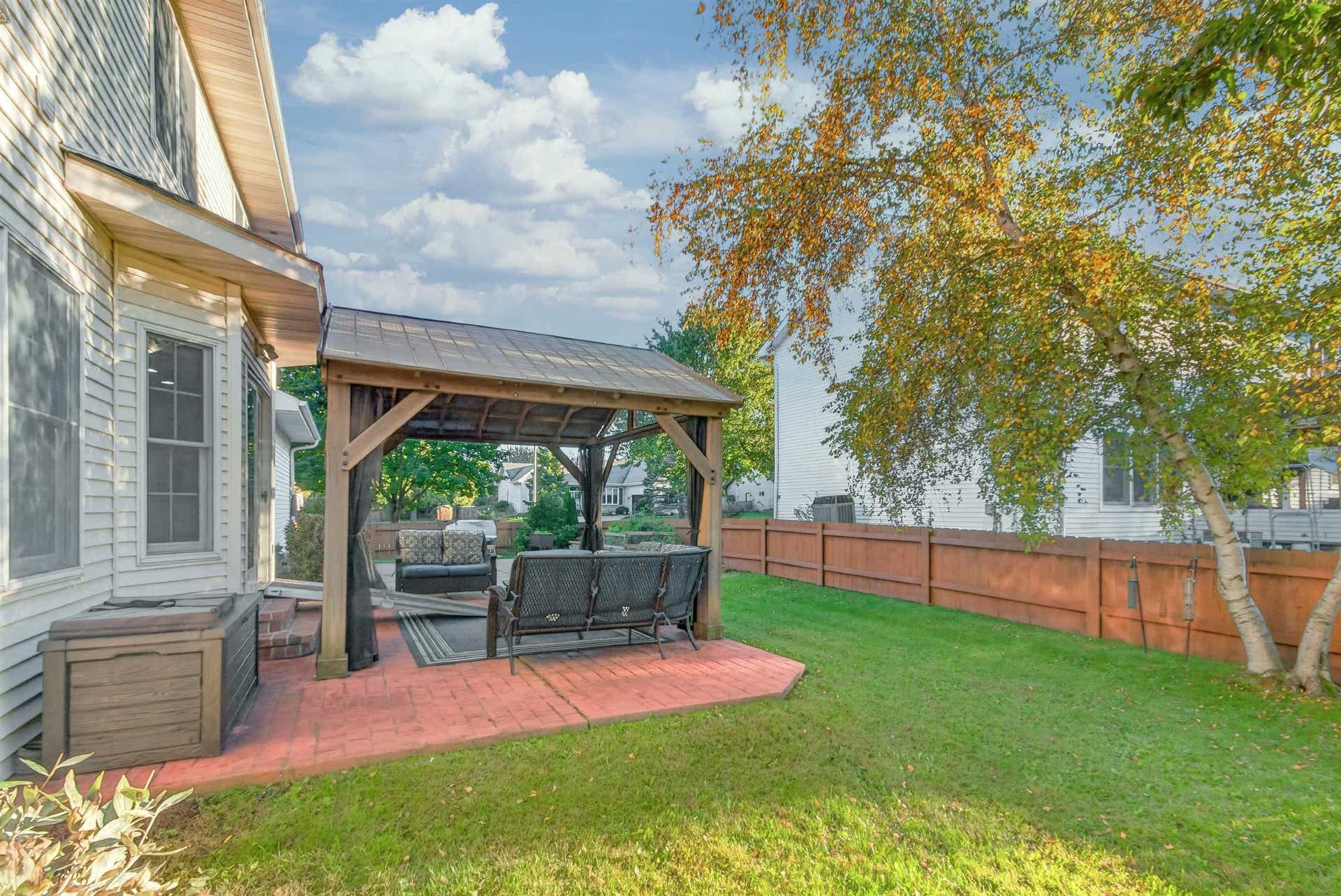 7201 Countrywood Lane, Madison, WI 53719