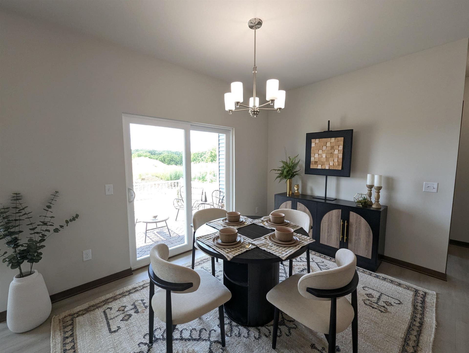 913 Brookview Trail, Mount Horeb, WI 53572