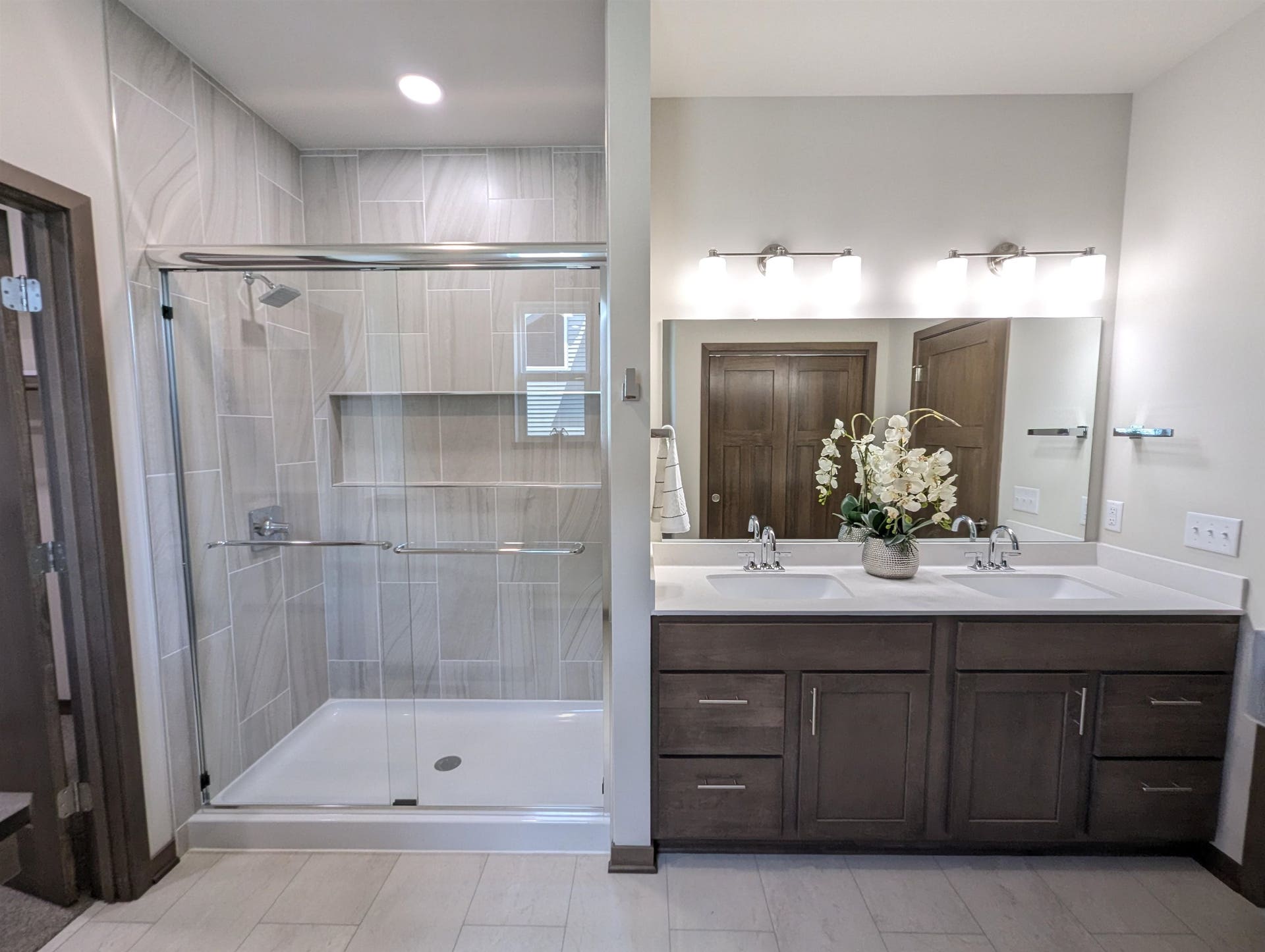 913 Brookview Trail, Mount Horeb, WI 53572