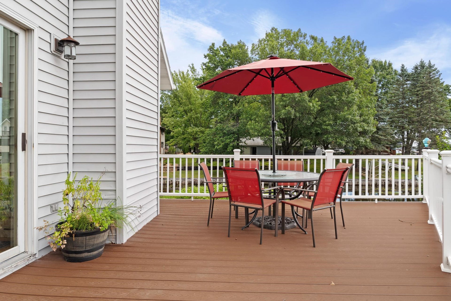 W4292 Red Oak Court, Germantown, WI 53948