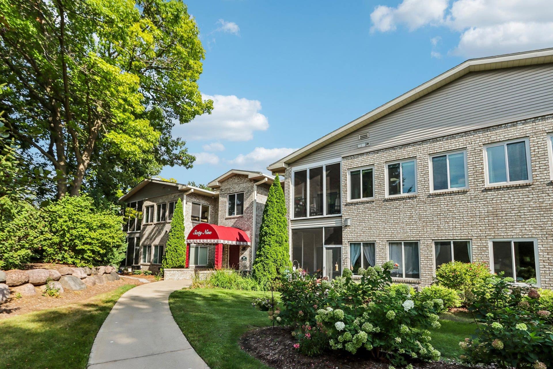 69 Cherokee Circle, #103, Madison, WI 53704