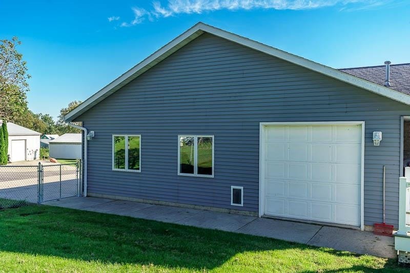 9702 W State Road 81, Newark, WI 53511
