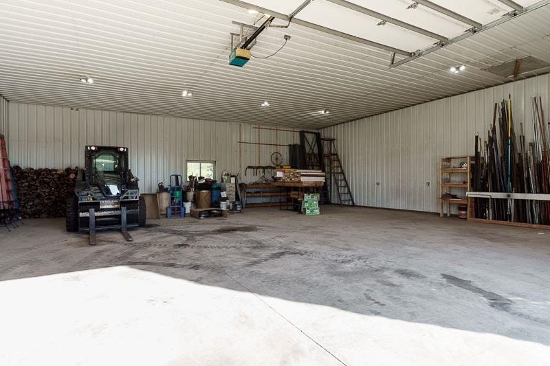 9702 W State Road 81, Newark, WI 53511