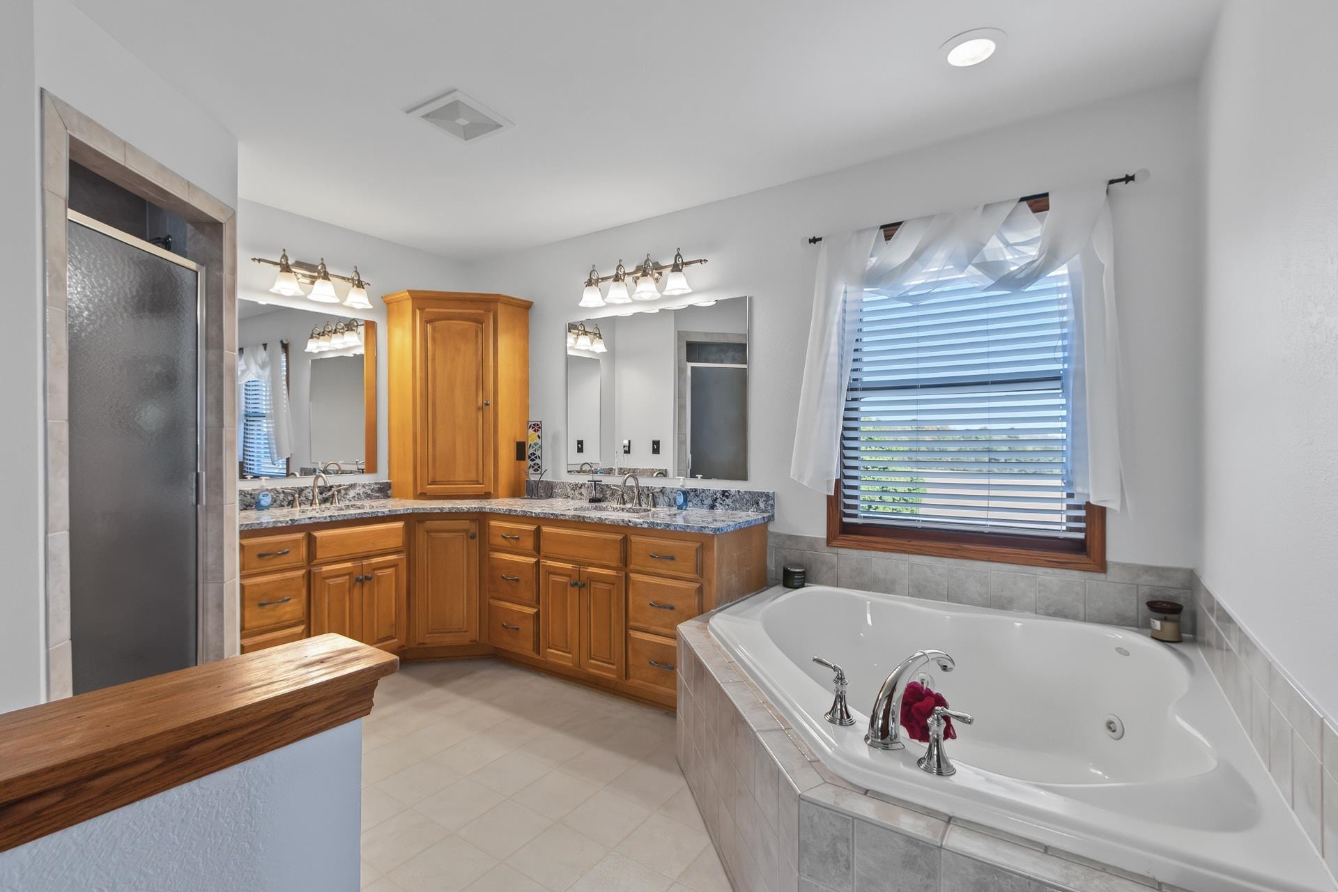 9660 Skyline Drive, Wayne, WI 53002