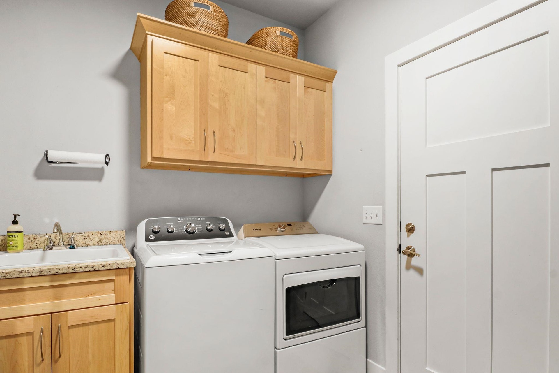 12 Prince Way, Fitchburg, WI 53711