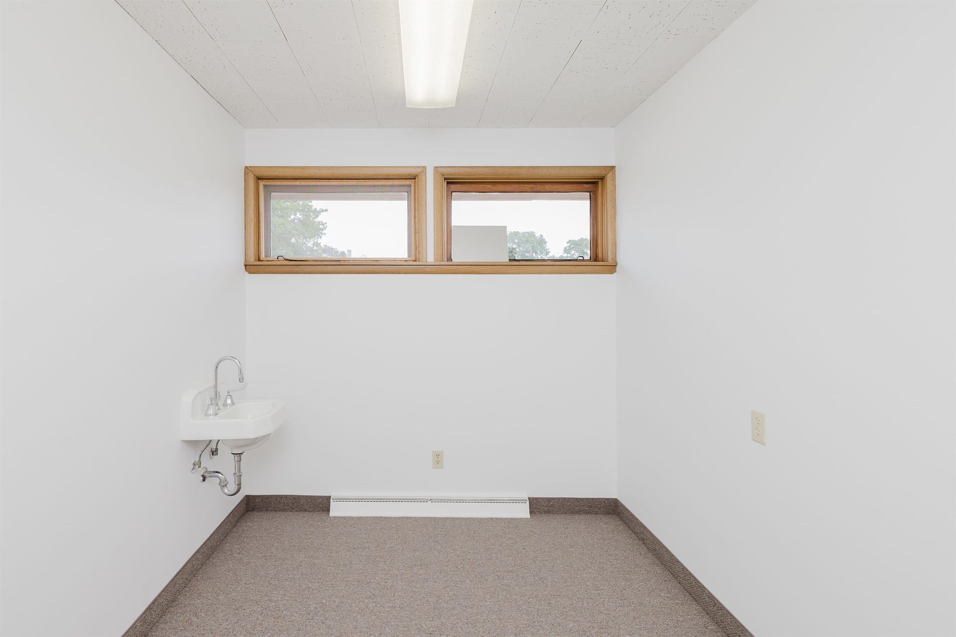 506 Main Street, Hollandale, WI 53544