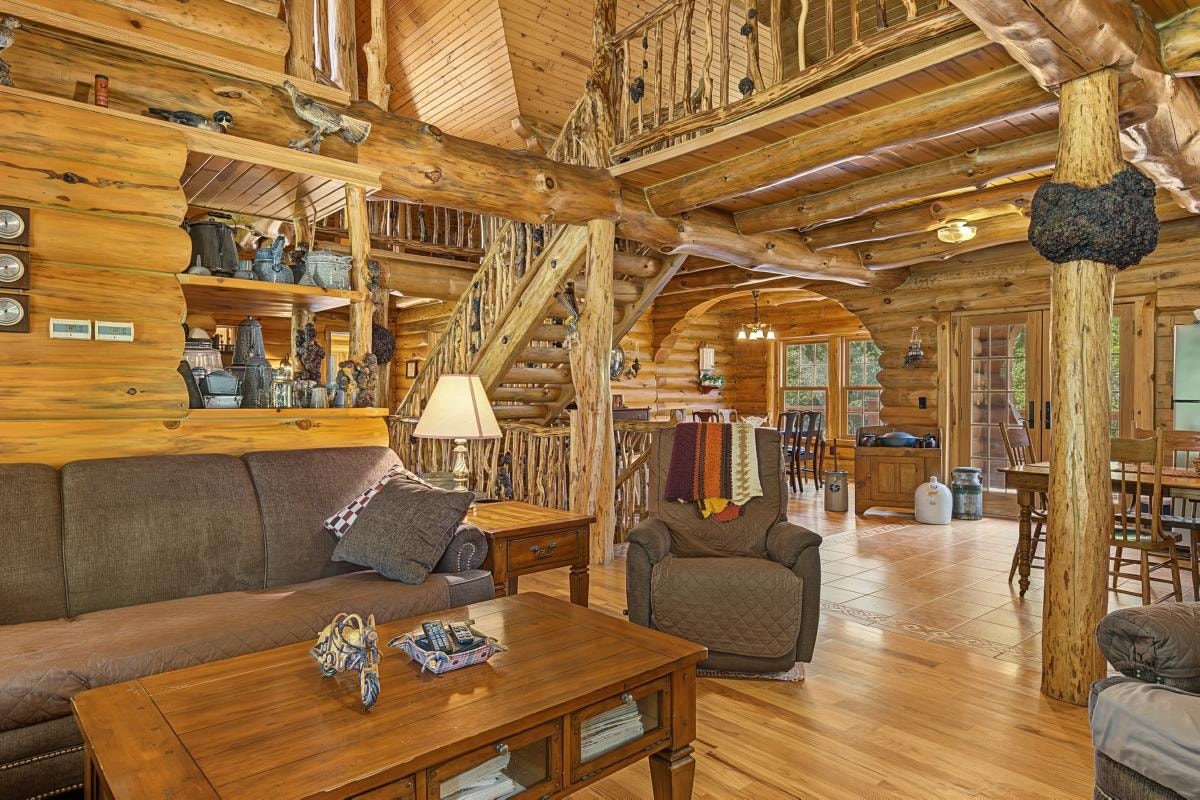 9854 Us Hwy 18, Patch Grove, WI 53816
