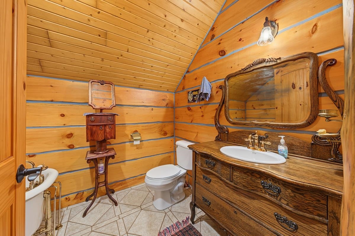 9854 Us Hwy 18, Patch Grove, WI 53816