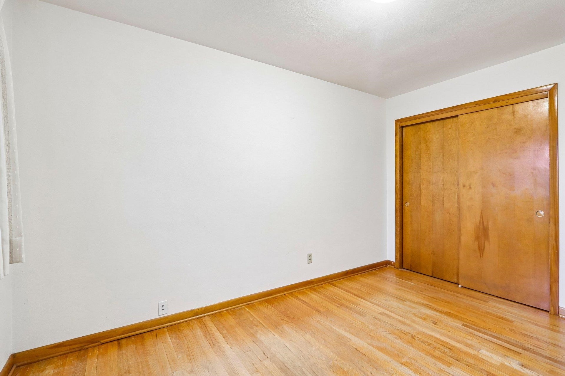 6006 Greentree Road, Madison, WI 53711