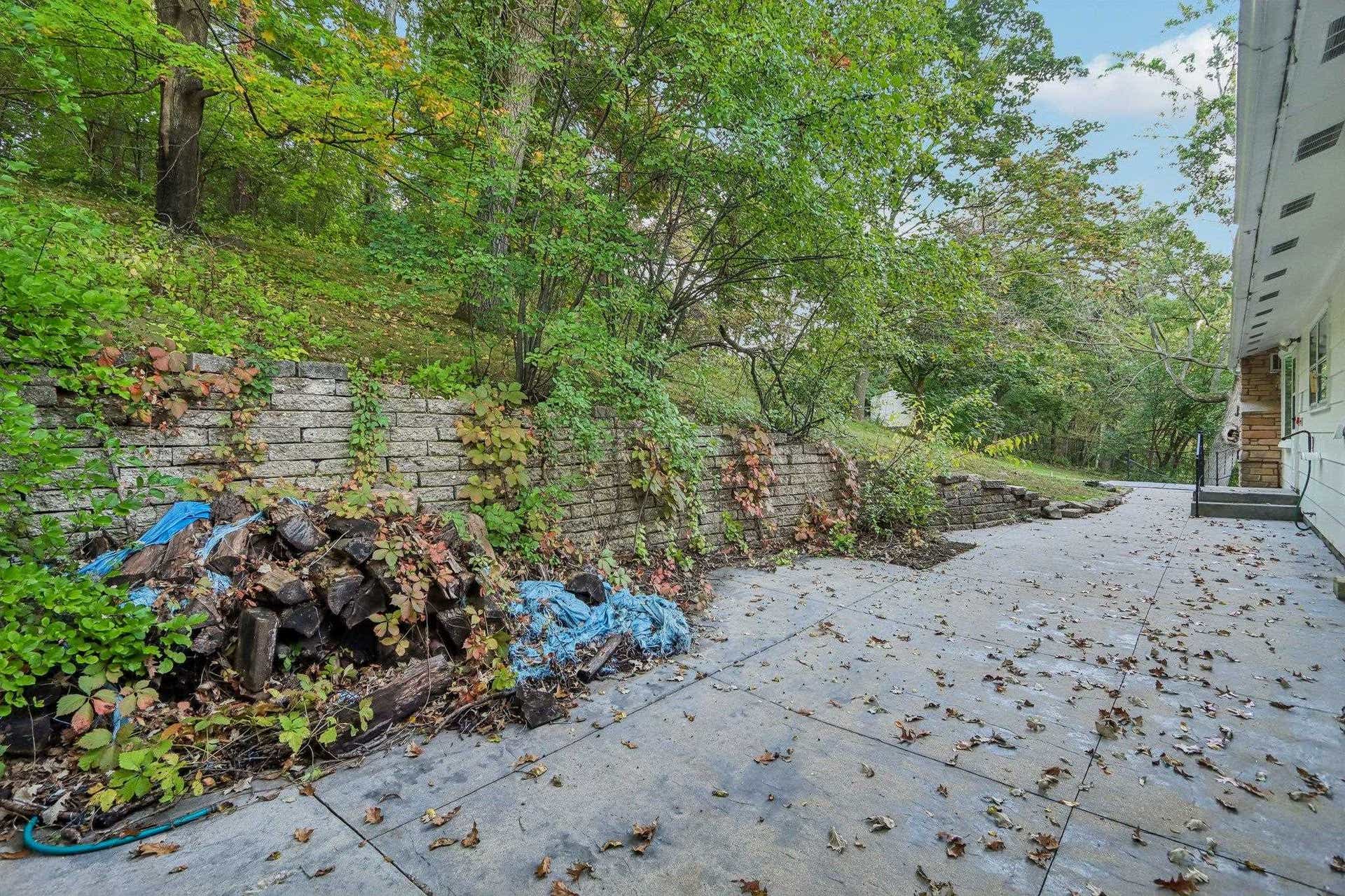6006 Greentree Road, Madison, WI 53711
