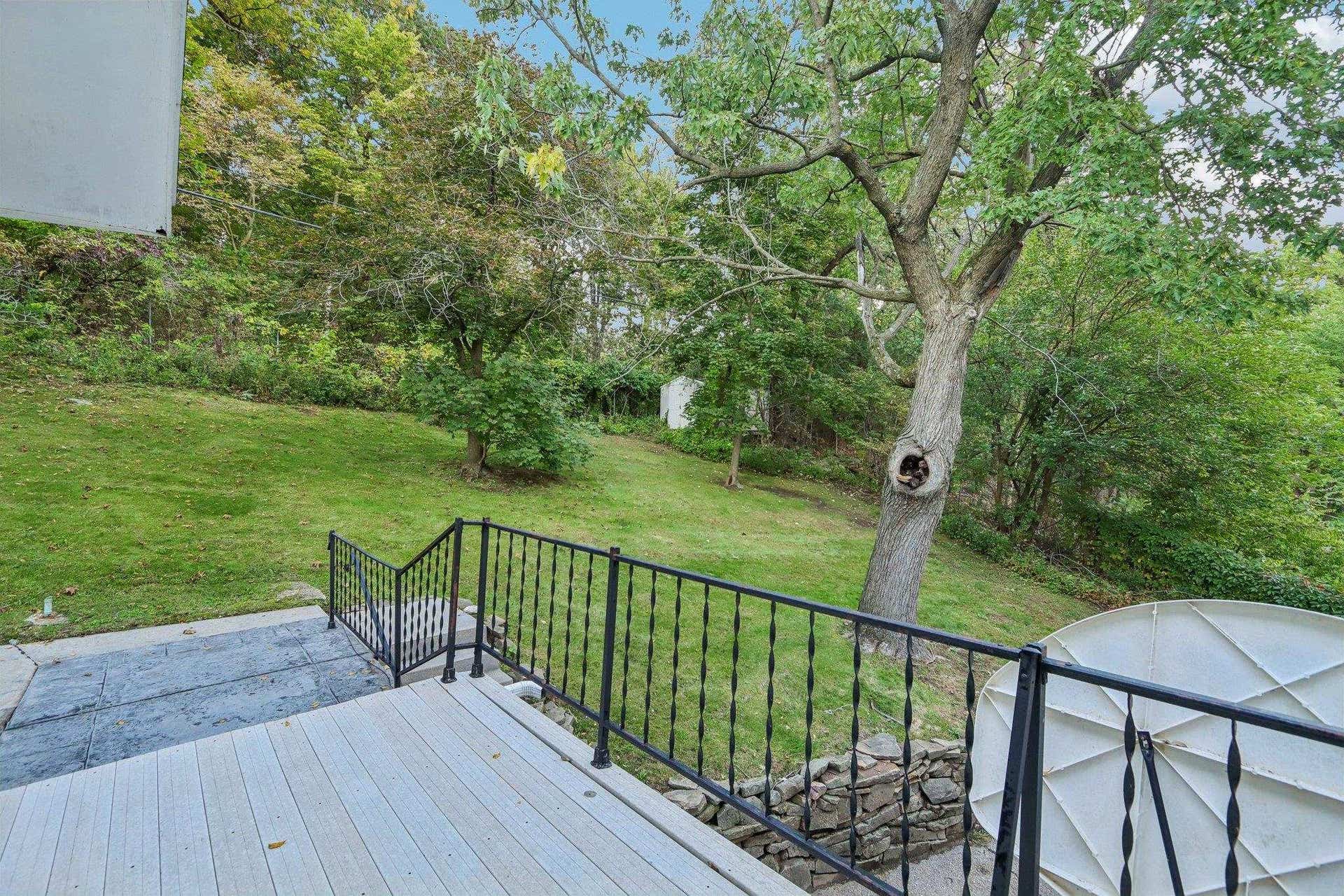 6006 Greentree Road, Madison, WI 53711