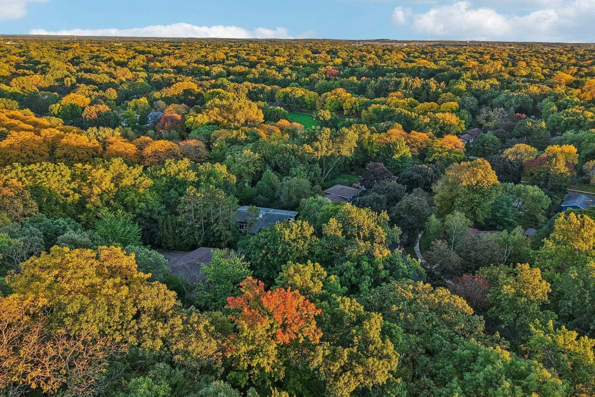 6006 Greentree Road, Madison, WI 53711