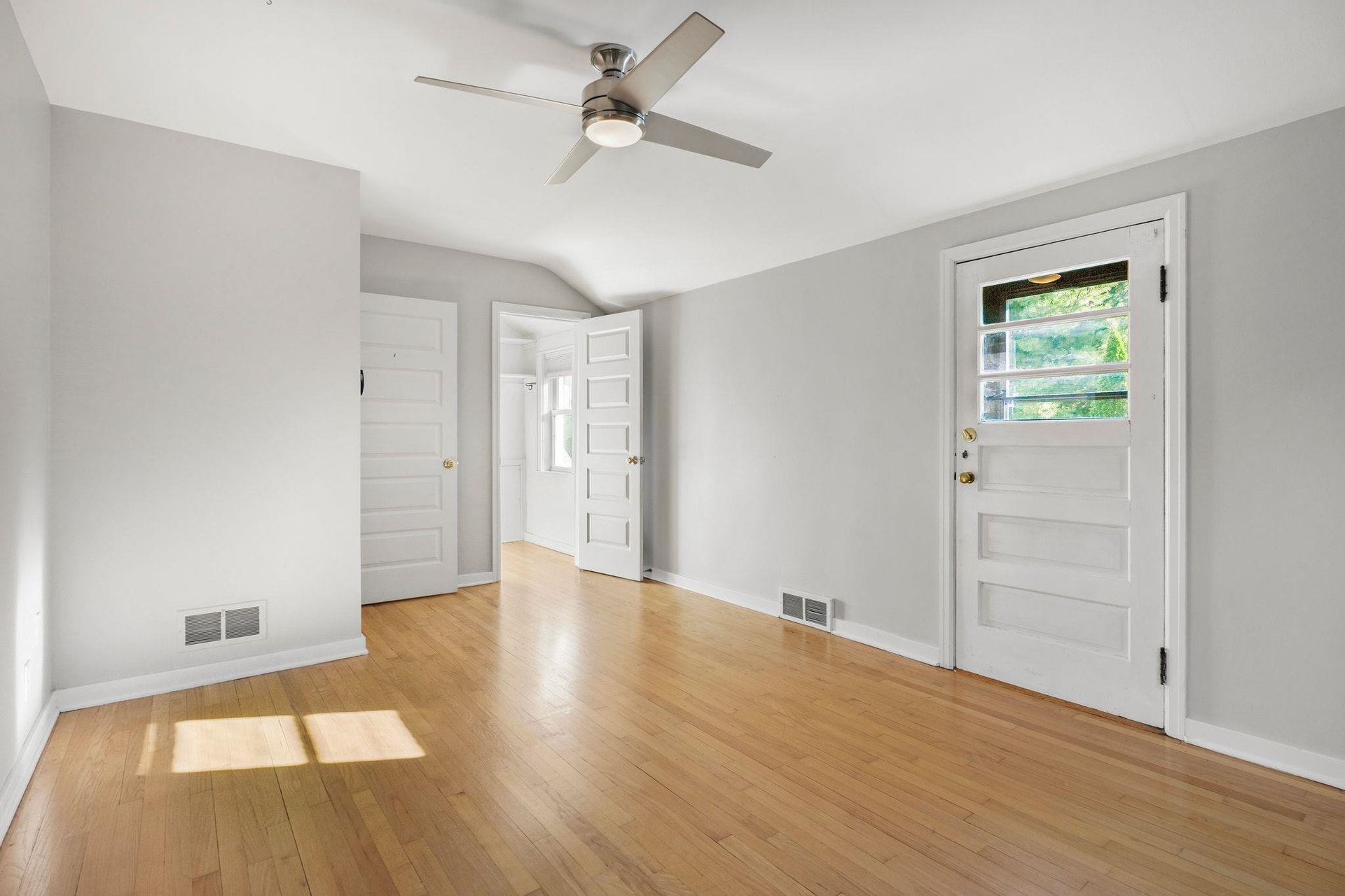 13 Virginia Terrace, Madison, WI 53726