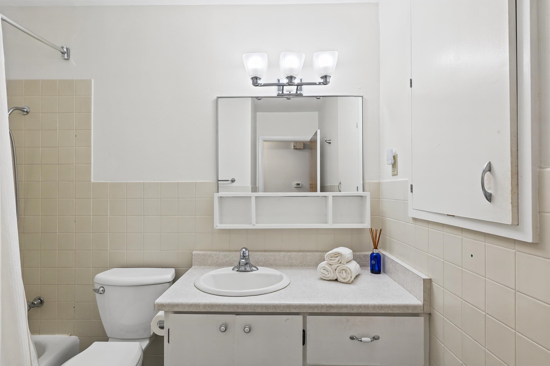 W1145 &1147 Lillian Street, Brooklyn, WI 54941