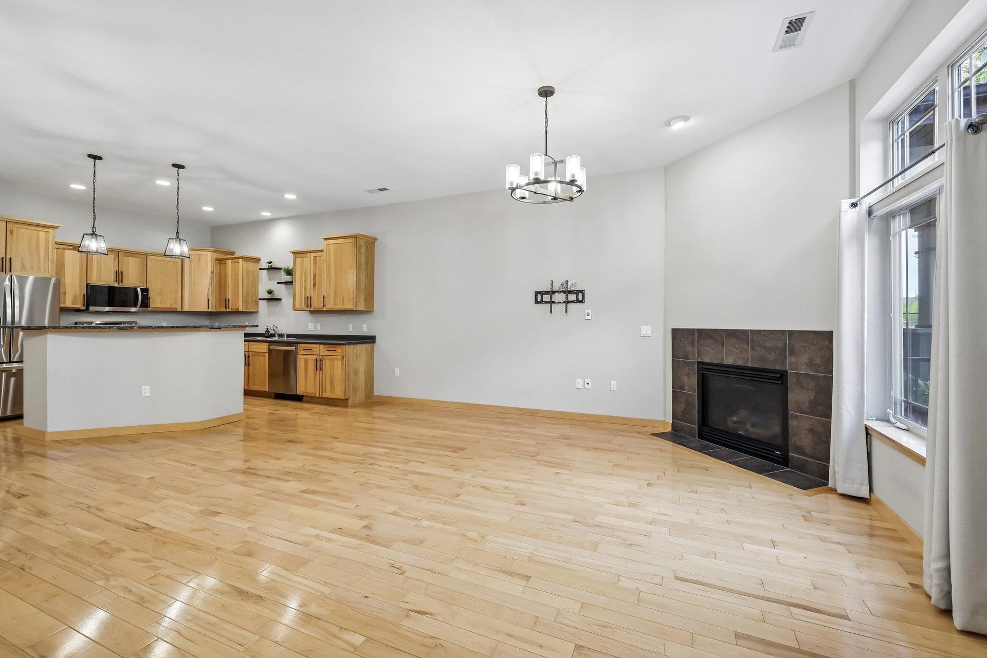 9344 Old Sauk Road, Madison, WI 53562