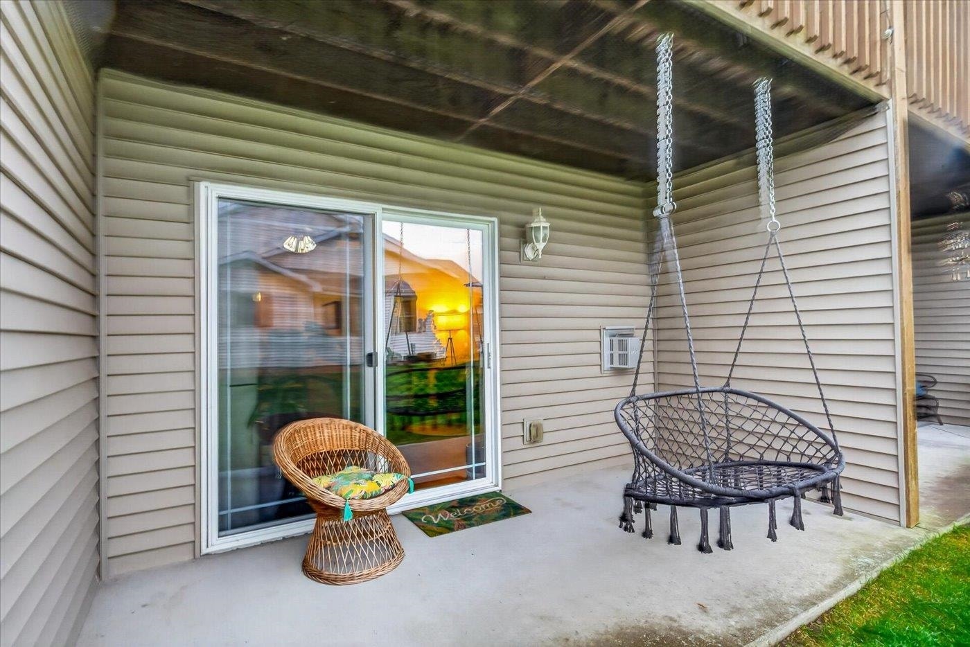 215 Douglas Drive, Brooklyn, WI 53521